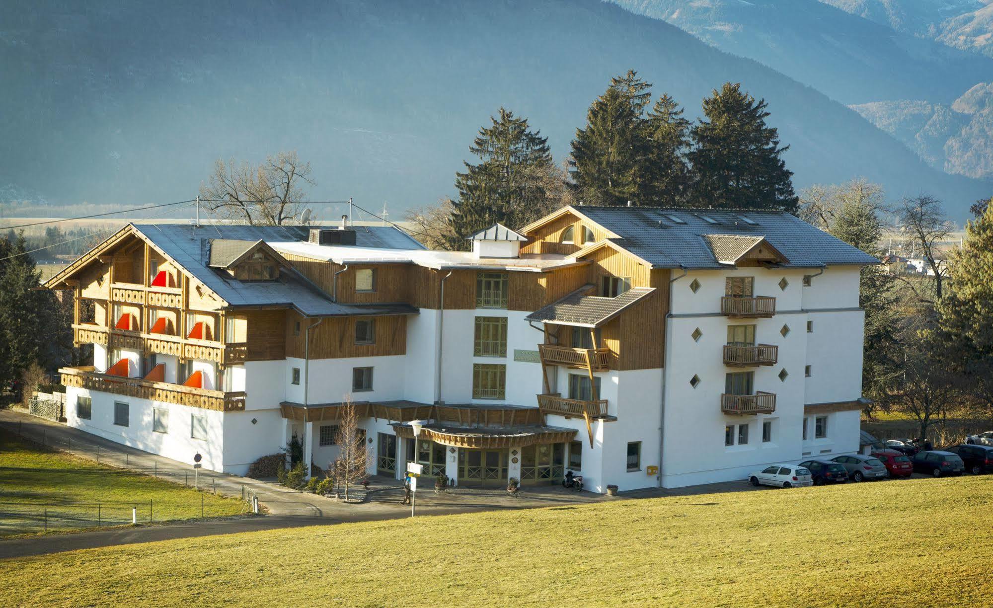 Hotel Laurenzhof Lendorf Luaran gambar